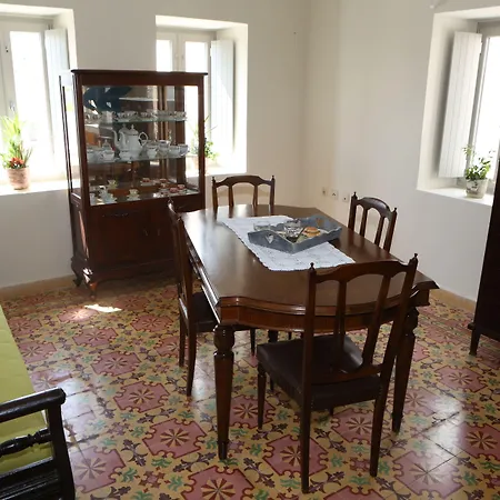 Apartment Nomikos Mansion *