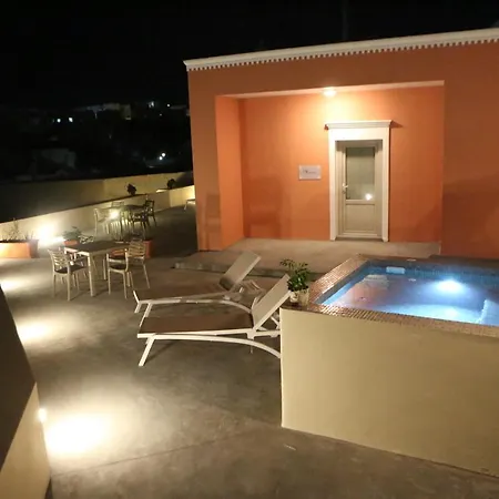 Nomikos Mansion * Karterádos