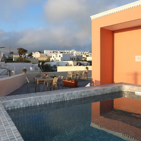 Apartment Nomikos Mansion Karterados (Santorini)