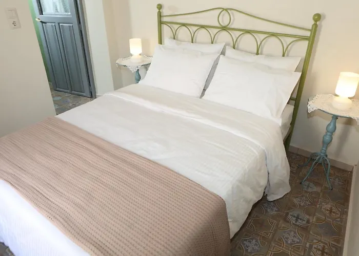 Nomikos Mansion Apartman *