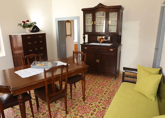 Nomikos Mansion Apartman